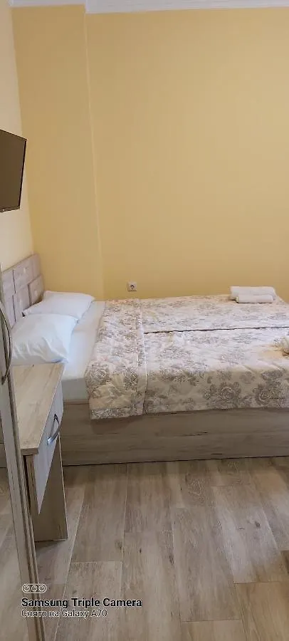 Студия Радуга У Моря Колхида Batumi Apartment